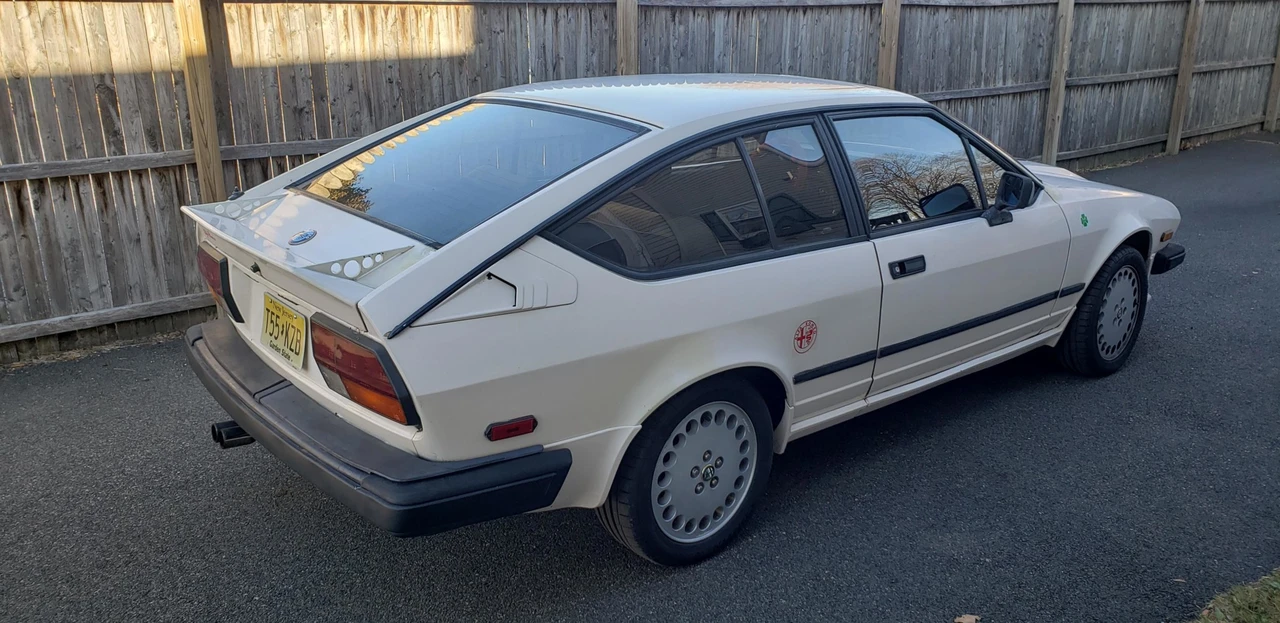 1986 Alfa Romeo Alfetta GT - Image 3 of 31