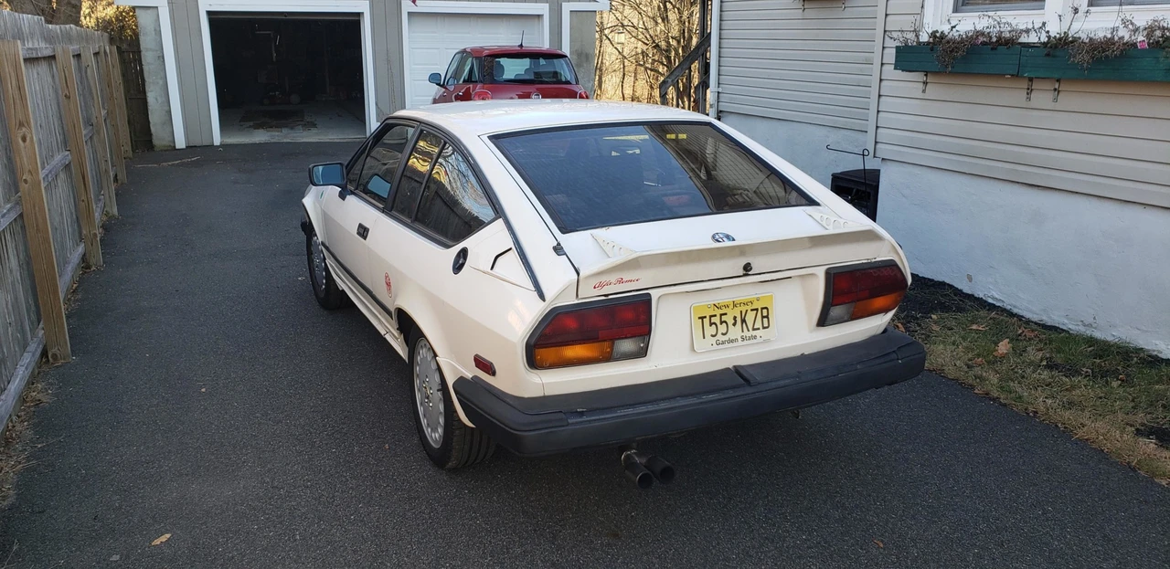 1986 Alfa Romeo Alfetta GT - Image 8 of 31