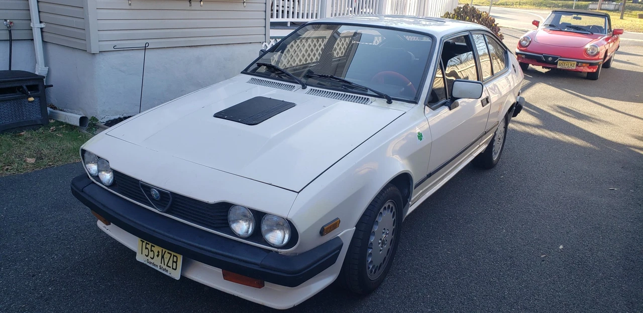 1986 Alfa Romeo Alfetta GT - Image 12 of 31