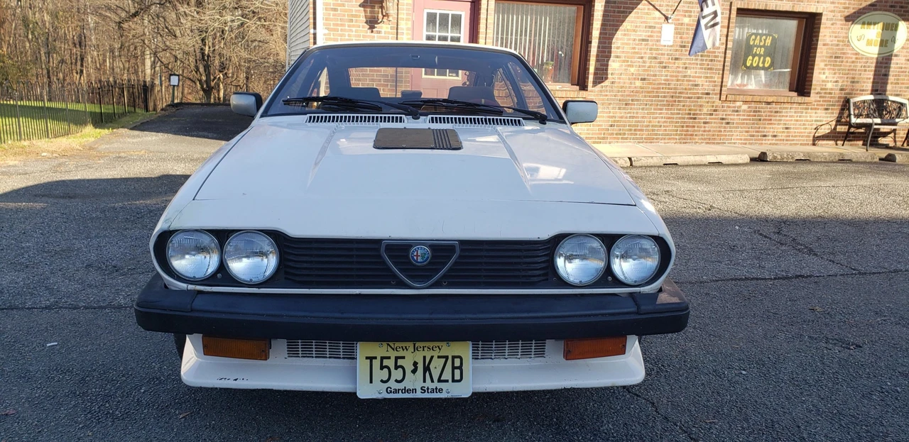 1986 Alfa Romeo Alfetta GT - Image 15 of 31