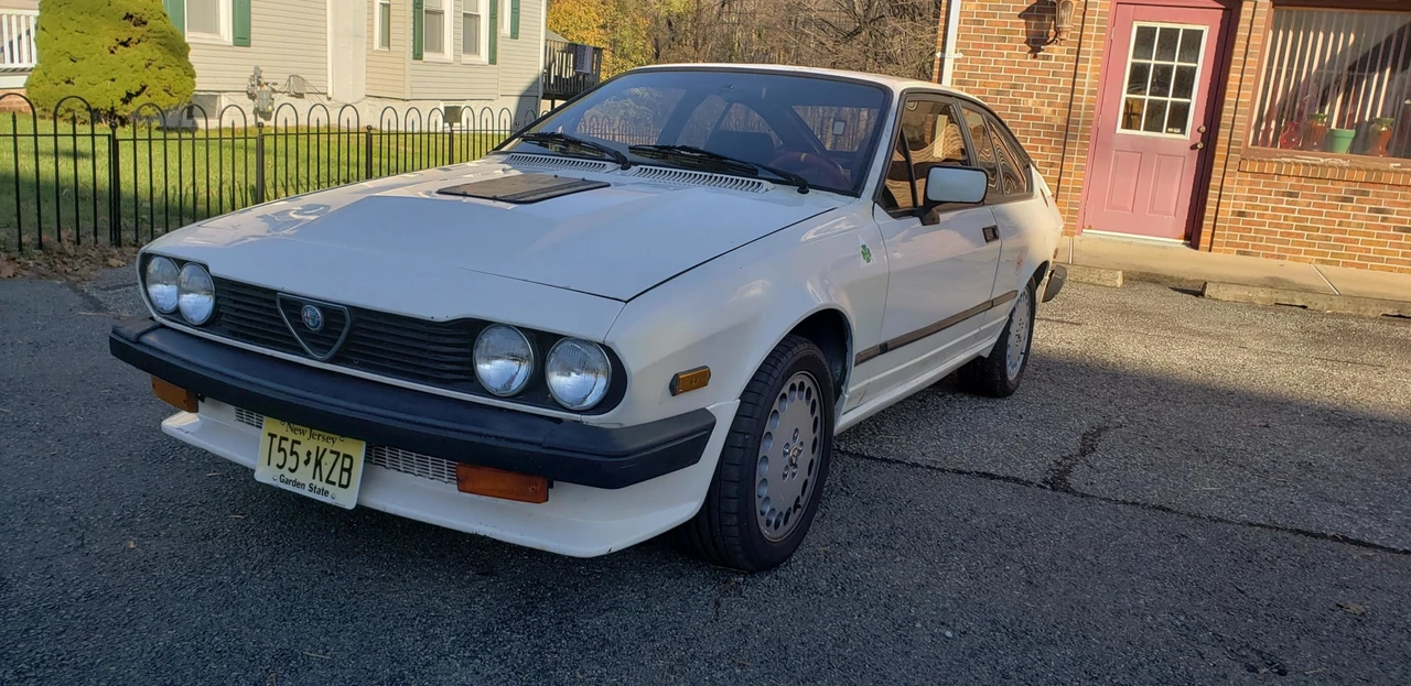 1986 Alfa Romeo Alfetta GT - Image 28 of 31