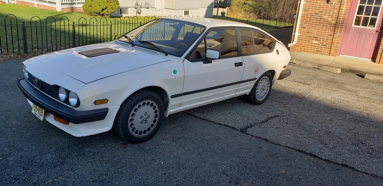 1986 Alfa Romeo Alfetta GT - Image 27 of 31