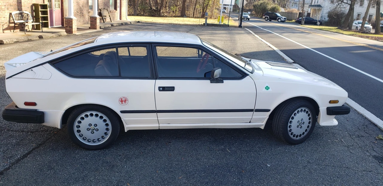 1986 Alfa Romeo Alfetta GT - Image 19 of 31