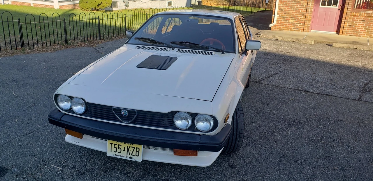 1986 Alfa Romeo Alfetta GT - Image 14 of 31