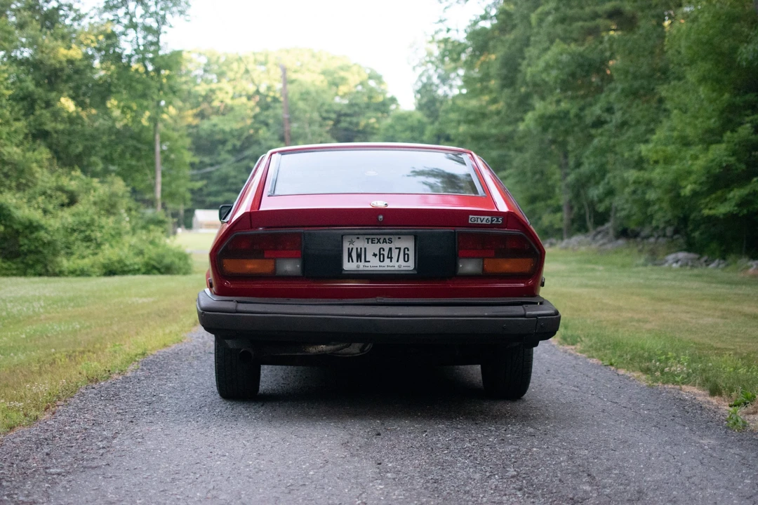 1986 Alfa Romeo Alfetta GT - Image 8 of 31