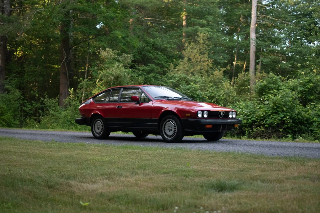 1986 Alfa Romeo Alfetta GT - Image 12 of 31