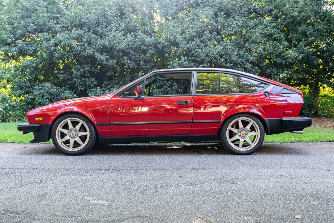 1986 Alfa Romeo Alfetta GT - Image 8 of 31
