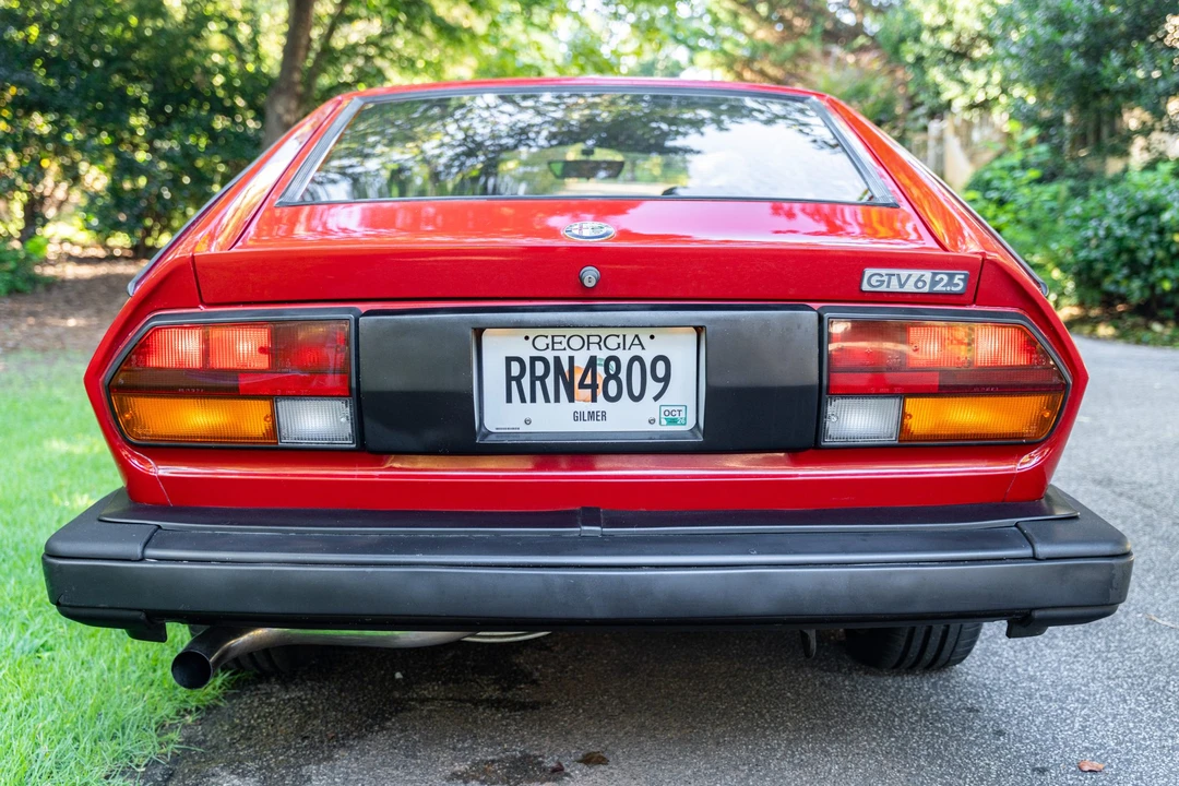 1986 Alfa Romeo Alfetta GT - Image 13 of 31
