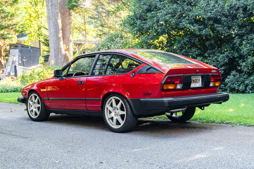 1986 Alfa Romeo Alfetta GT - Image 7 of 31