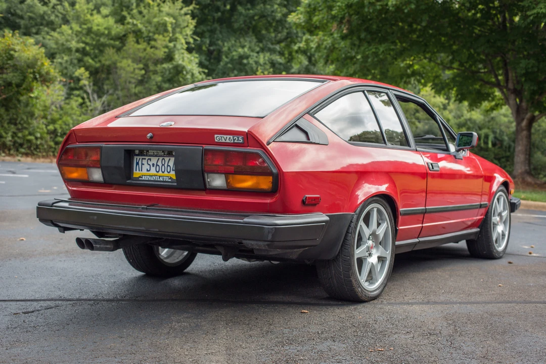 1986 Alfa Romeo Alfetta GT - Image 4 of 31