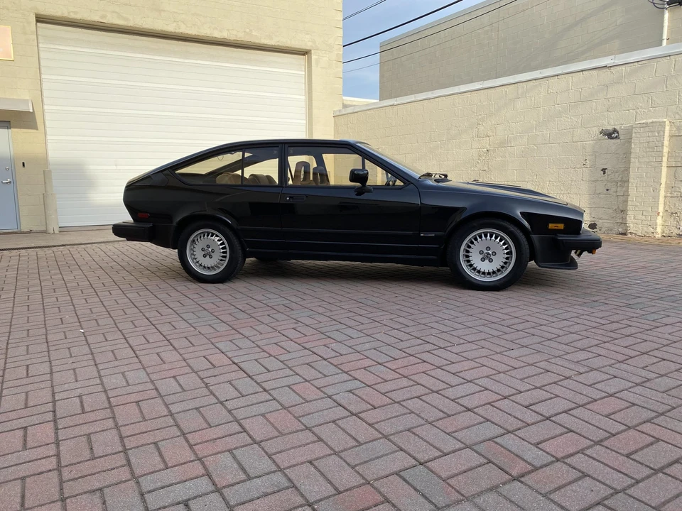 1986 Alfa Romeo Alfetta GT - Image 9 of 31