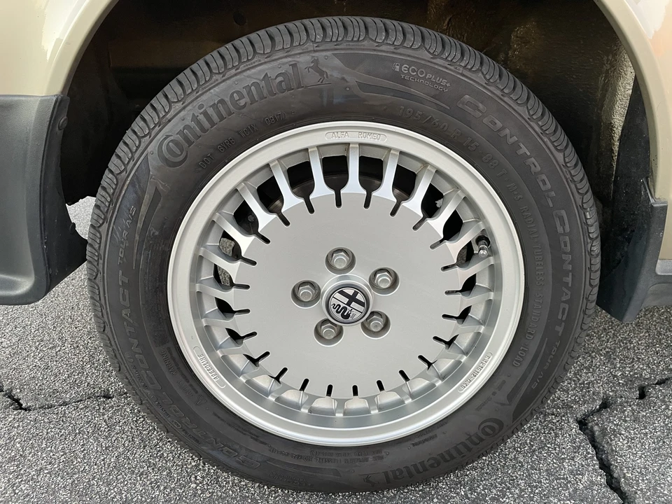 1986 Alfa Romeo Alfetta GT - Image 26 of 31