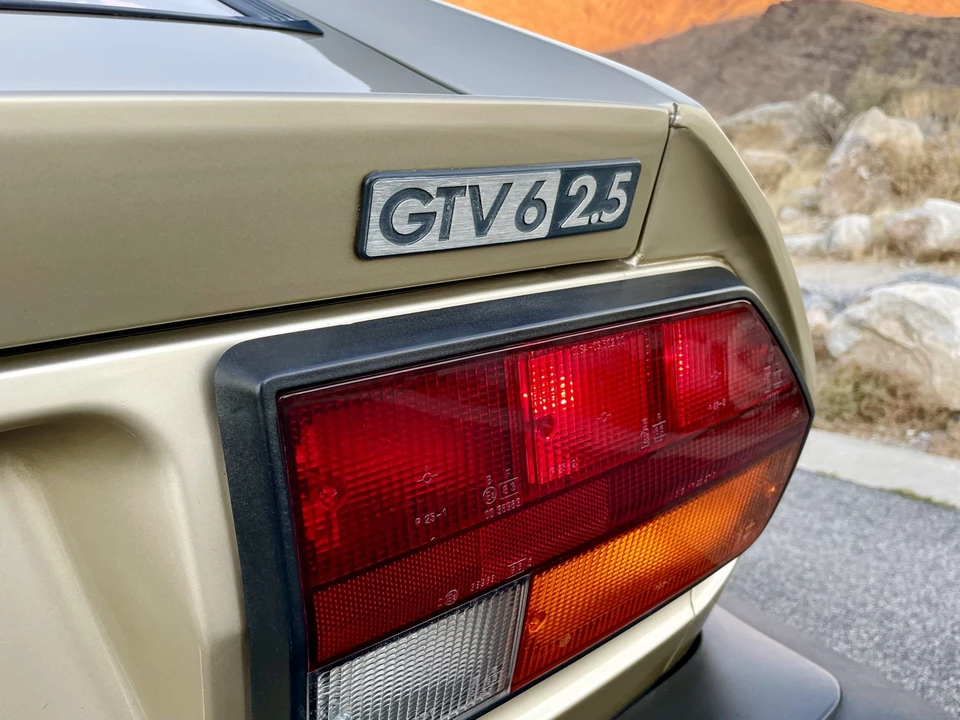 1986 Alfa Romeo Alfetta GT - Image 18 of 31