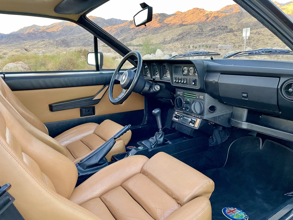 1986 Alfa Romeo Alfetta GT - Image 29 of 31