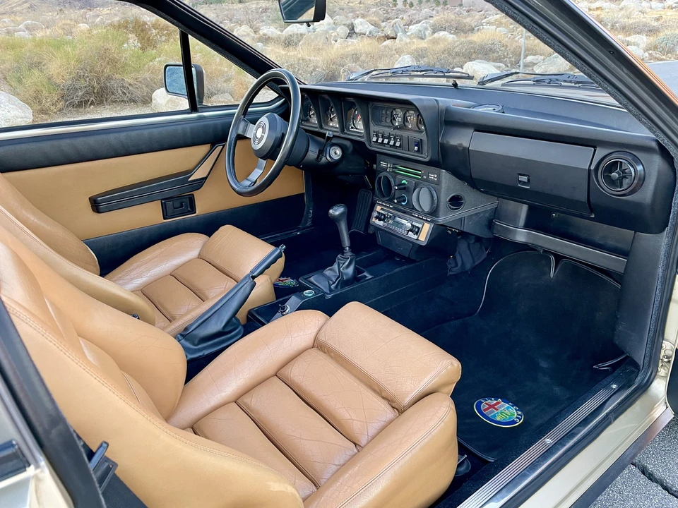 1986 Alfa Romeo Alfetta GT - Image 28 of 31