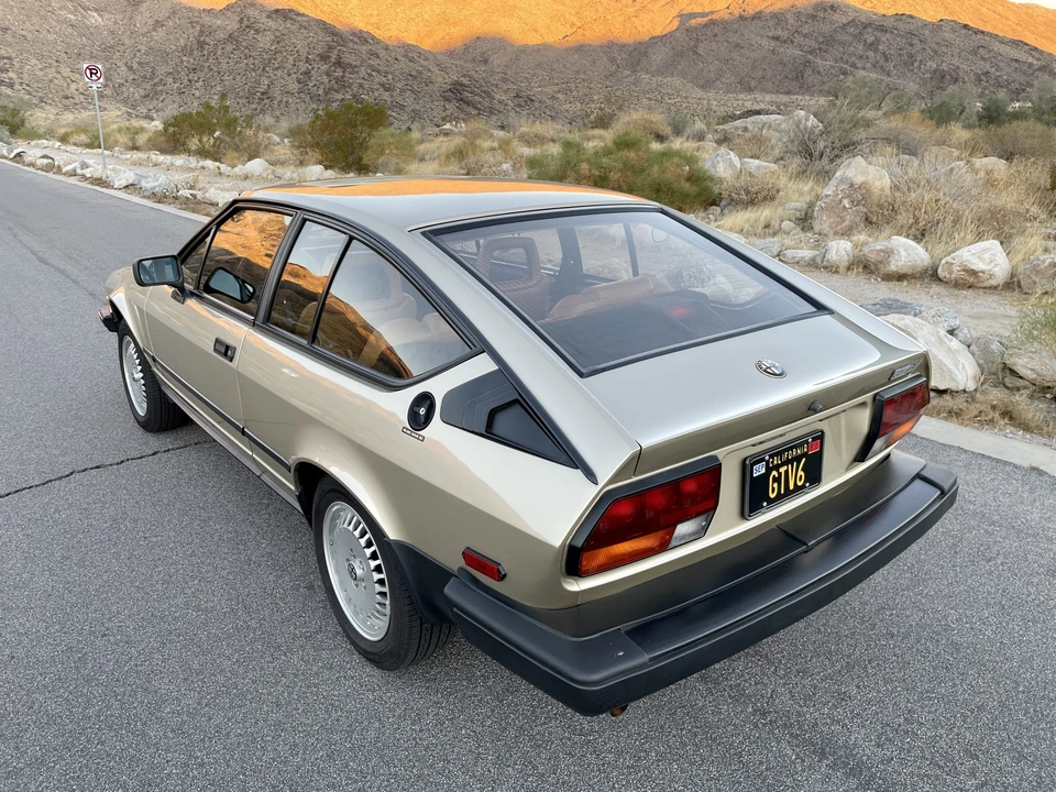 1986 Alfa Romeo Alfetta GT - Image 7 of 31