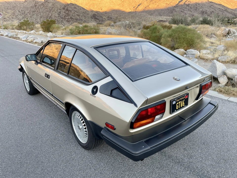 1986 Alfa Romeo Alfetta GT - Image 6 of 31
