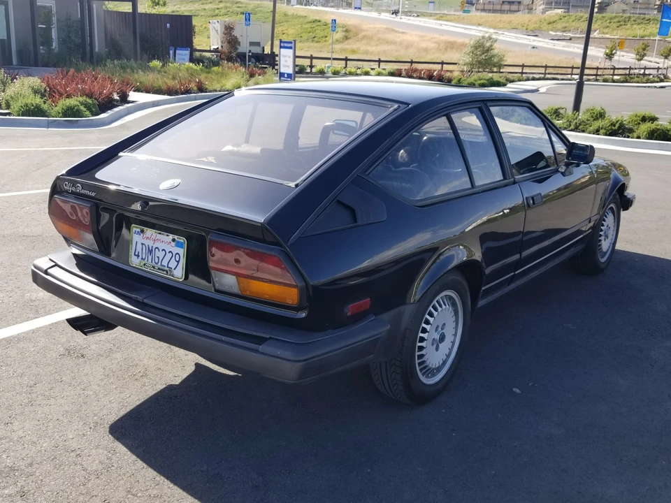 1986 Alfa Romeo Alfetta GT - Image 24 of 31
