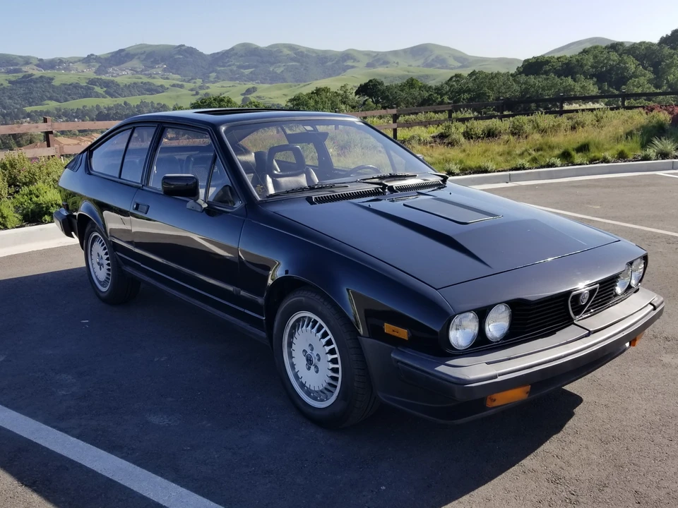 1986 Alfa Romeo Alfetta GT - Image 7 of 31