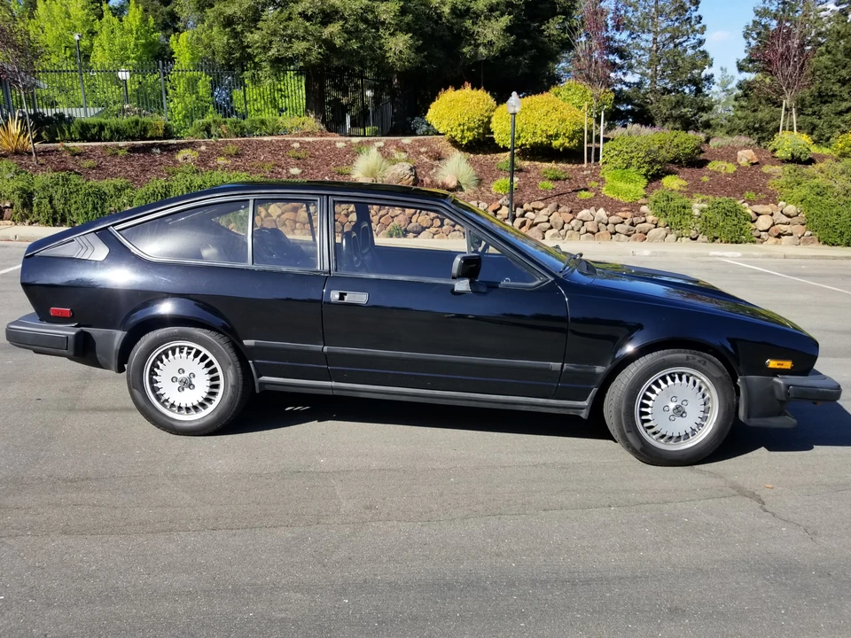 1986 Alfa Romeo Alfetta GT - Image 4 of 31