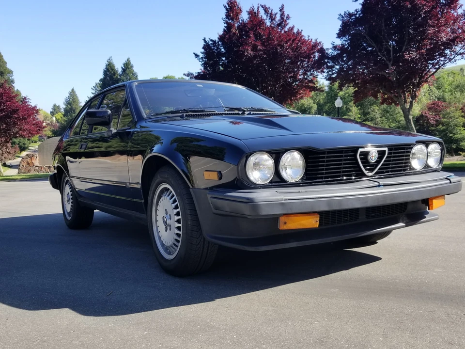 1986 Alfa Romeo Alfetta GT - Image 8 of 31