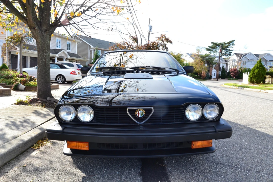 1986 Alfa Romeo Alfetta GT - Image 4 of 31