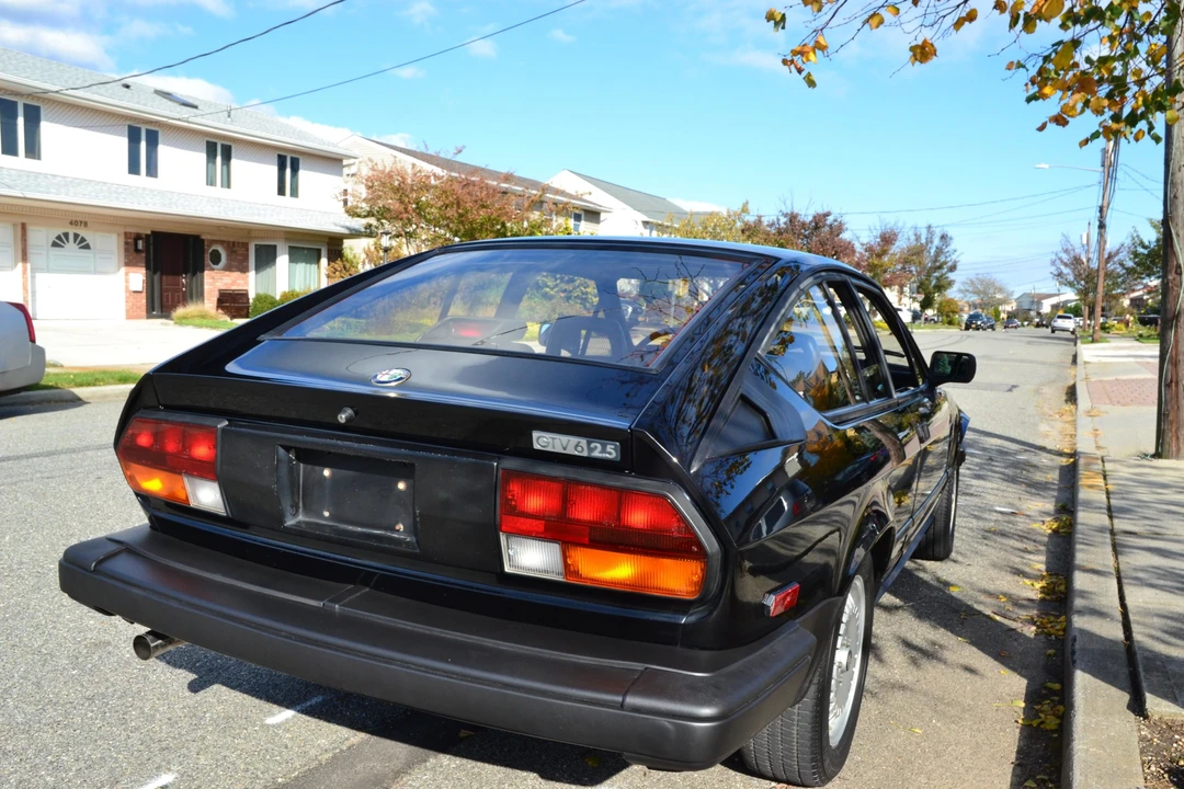 1986 Alfa Romeo Alfetta GT - Image 21 of 31