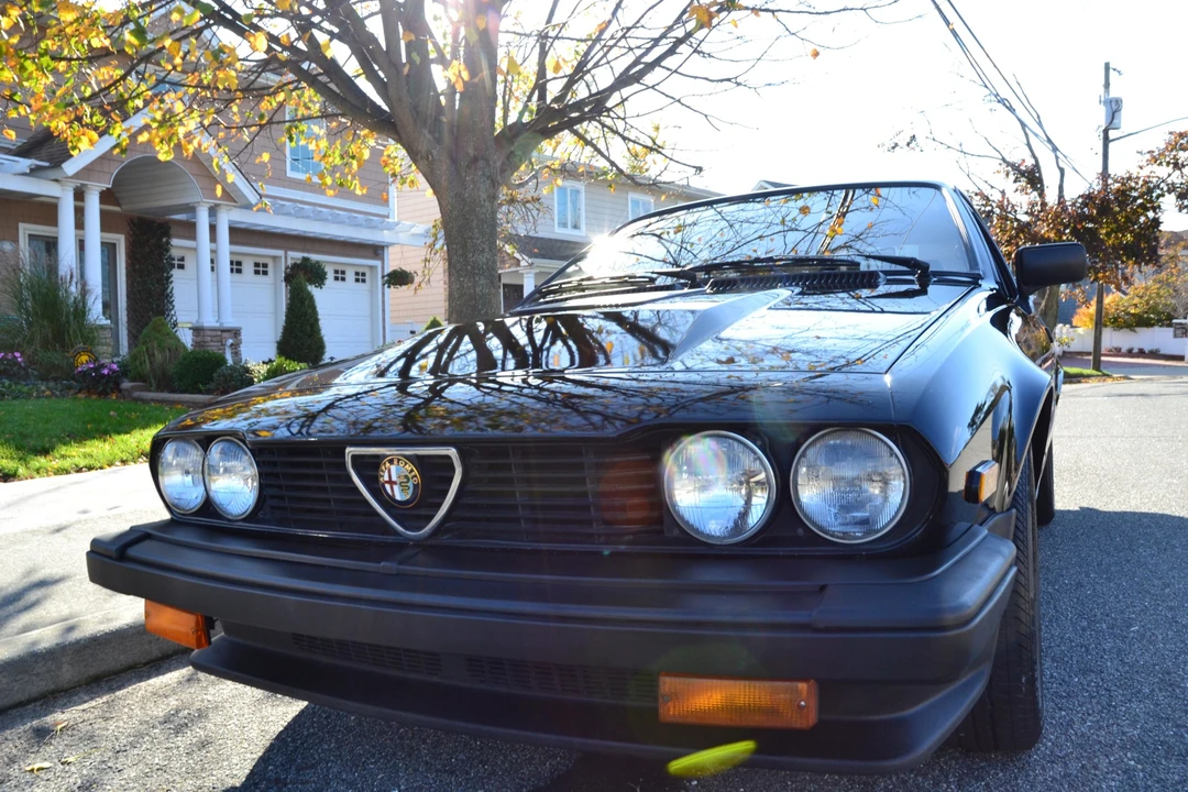 1986 Alfa Romeo Alfetta GT - Image 5 of 31