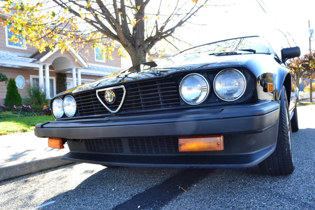 1986 Alfa Romeo Alfetta GT - Image 8 of 31