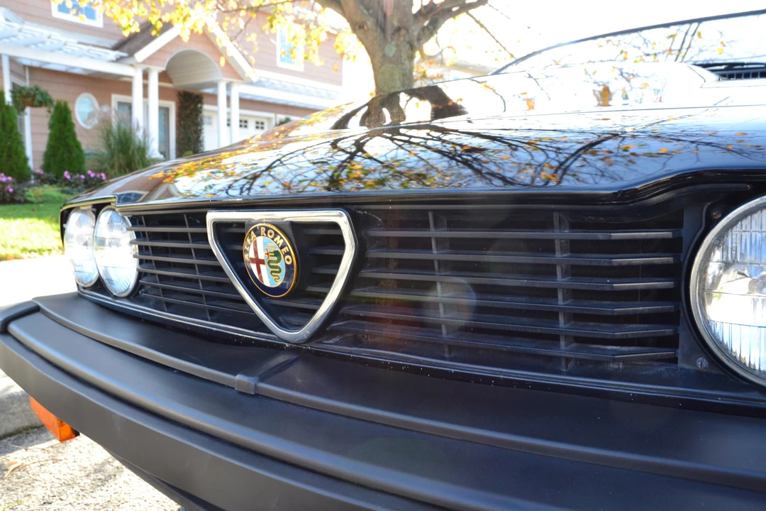 1986 Alfa Romeo Alfetta GT - Image 7 of 31