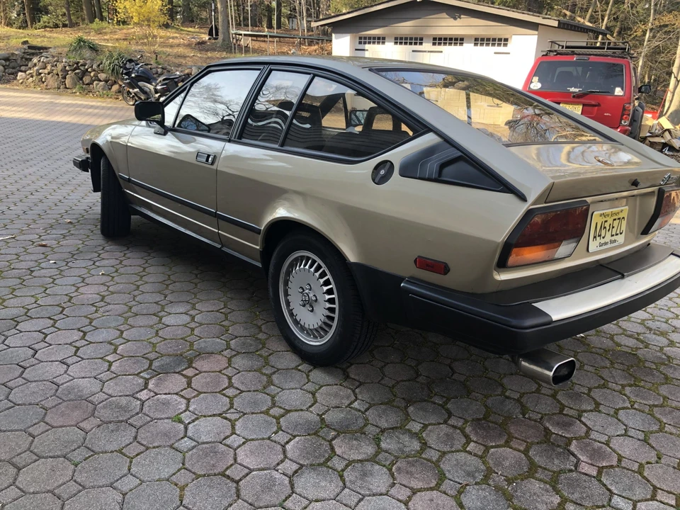 1986 Alfa Romeo Alfetta GT - Image 7 of 31