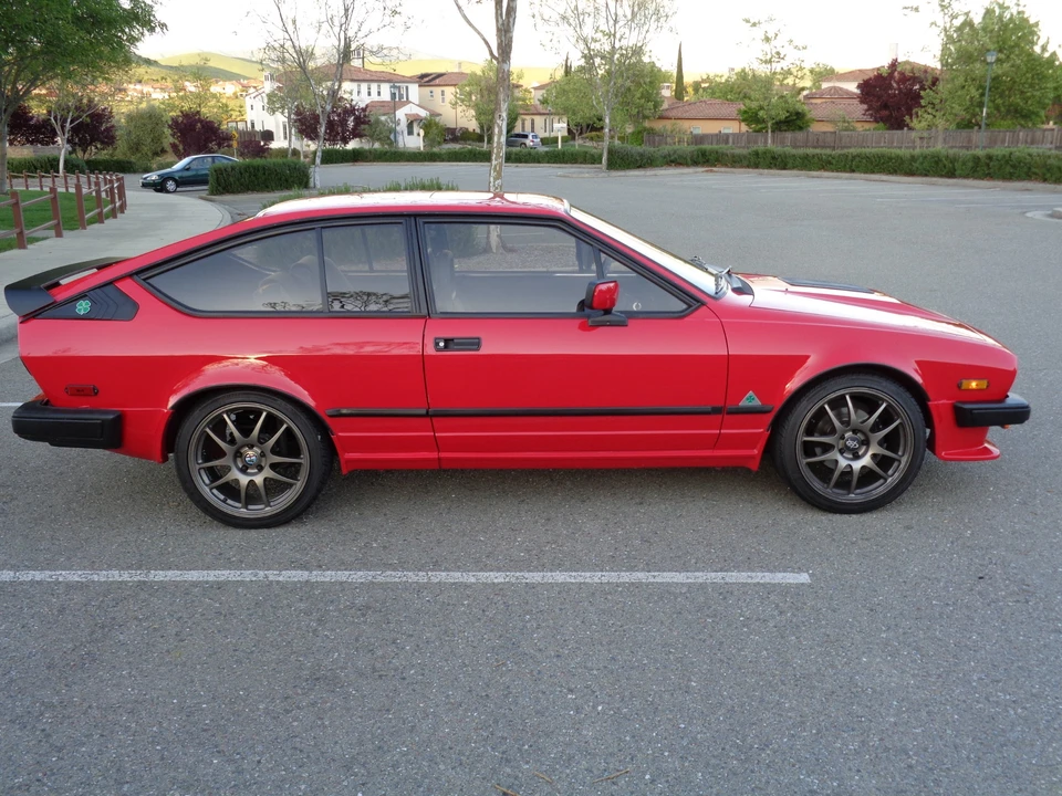 1986 Alfa Romeo Alfetta GT - Image 3 of 31