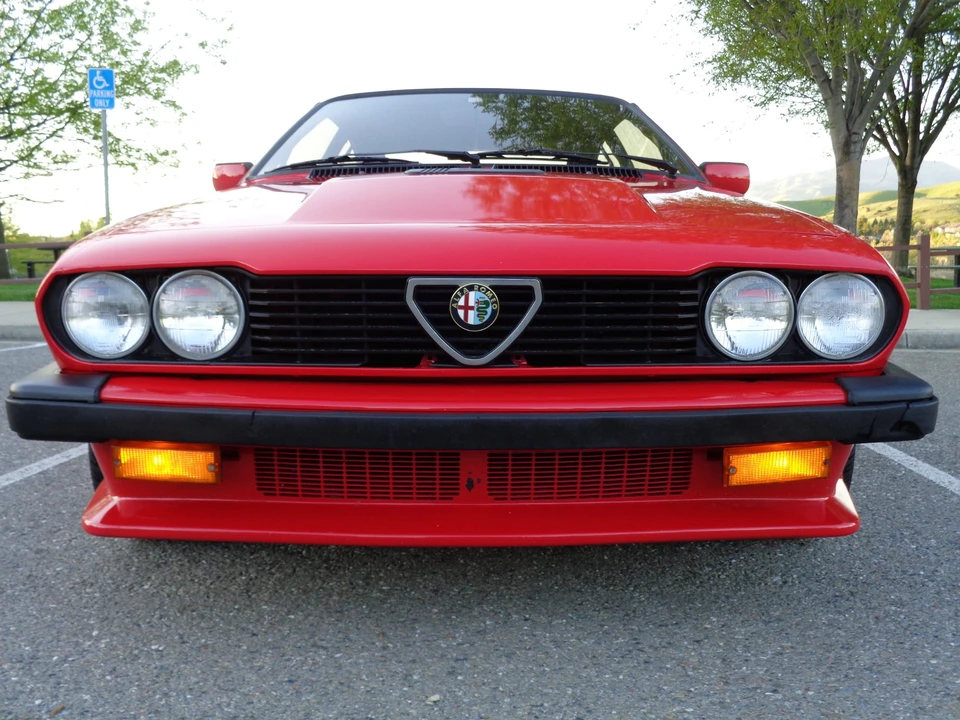 1986 Alfa Romeo Alfetta GT - Image 9 of 31