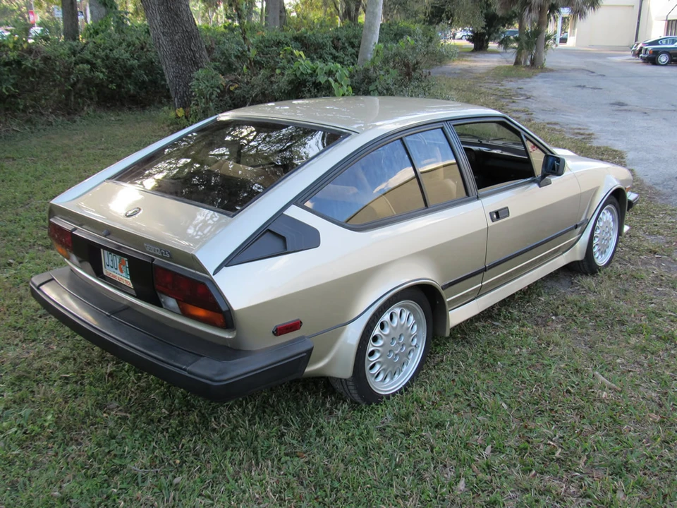 1986 Alfa Romeo Alfetta GT - Image 7 of 31
