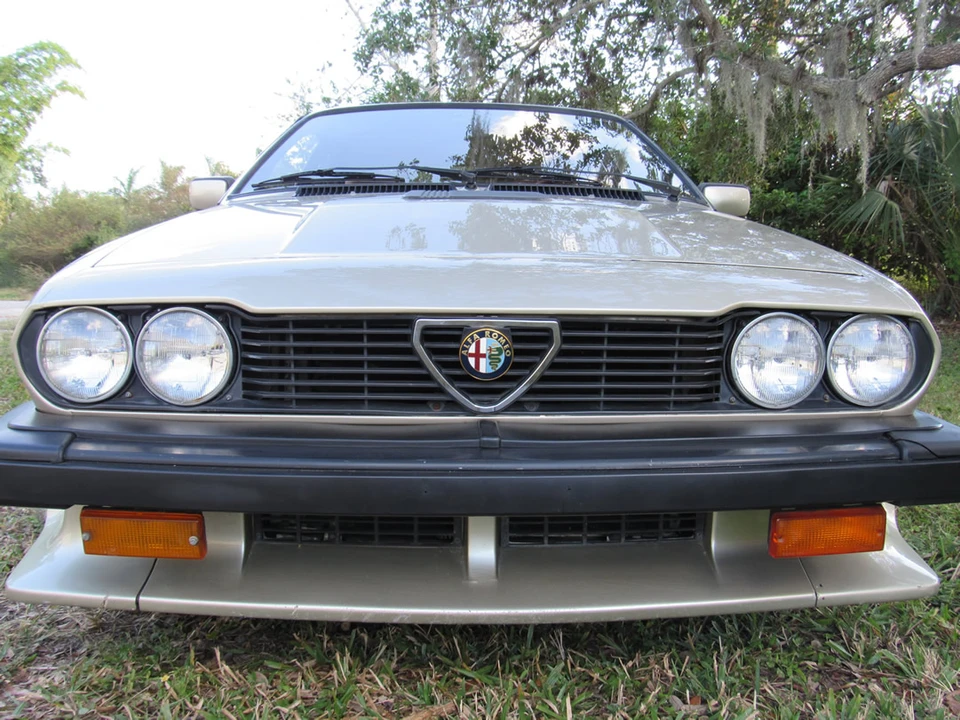 1986 Alfa Romeo Alfetta GT - Image 12 of 31