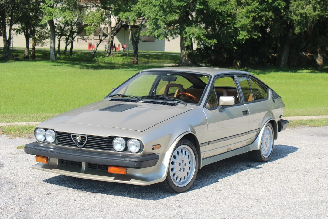 1986 Alfa Romeo Alfetta GT - Image 15 of 31