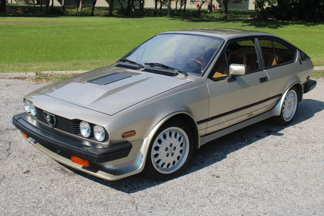 1986 Alfa Romeo Alfetta GT - Image 19 of 31