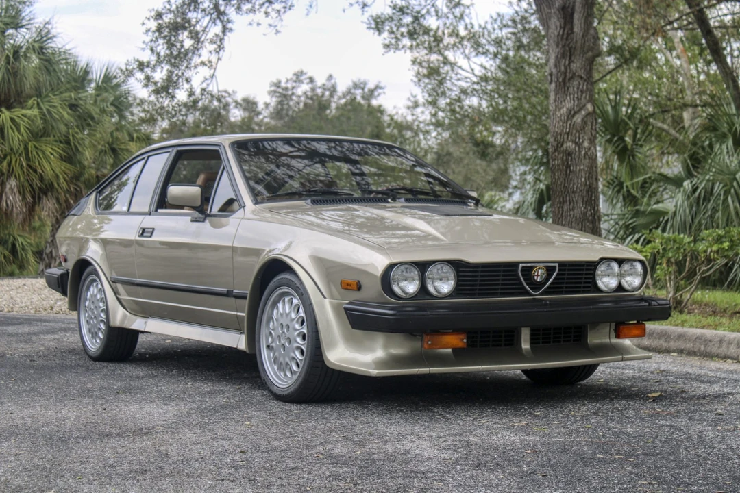 1986 Alfa Romeo Alfetta GT - Image 15 of 31