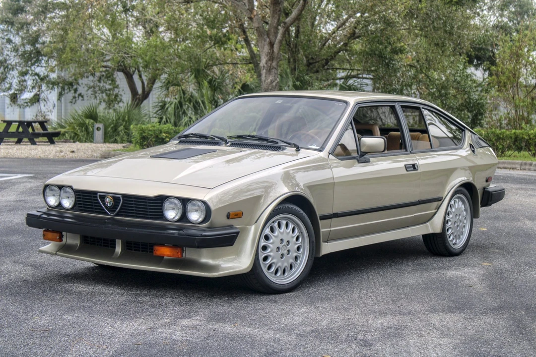 1986 Alfa Romeo Alfetta GT - Image 5 of 31