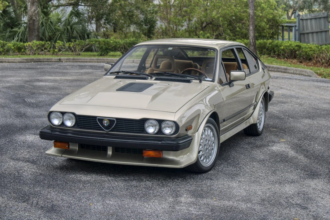 1986 Alfa Romeo Alfetta GT - Image 9 of 31
