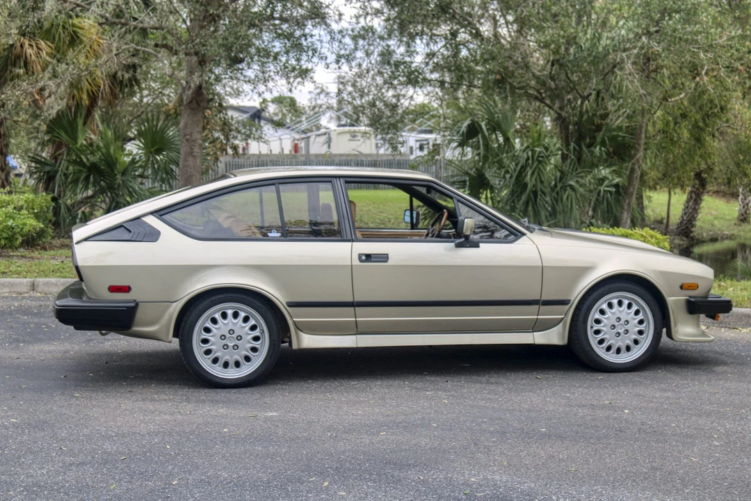 1986 Alfa Romeo Alfetta GT - Image 20 of 31