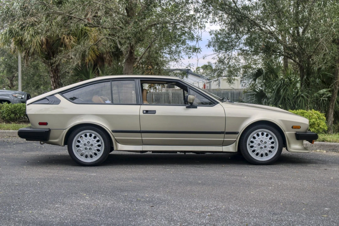1986 Alfa Romeo Alfetta GT - Image 19 of 31