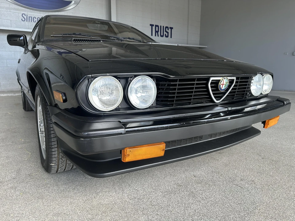 1986 Alfa Romeo Alfetta GT - Image 15 of 31