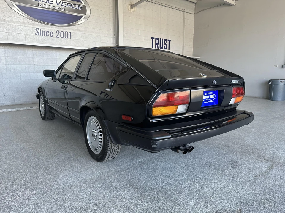 1986 Alfa Romeo Alfetta GT - Image 6 of 31