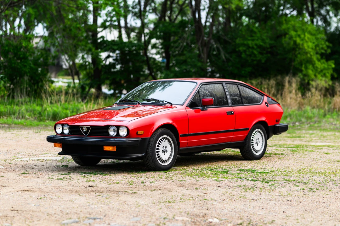 1986 Alfa Romeo Alfetta GT - Image 4 of 31