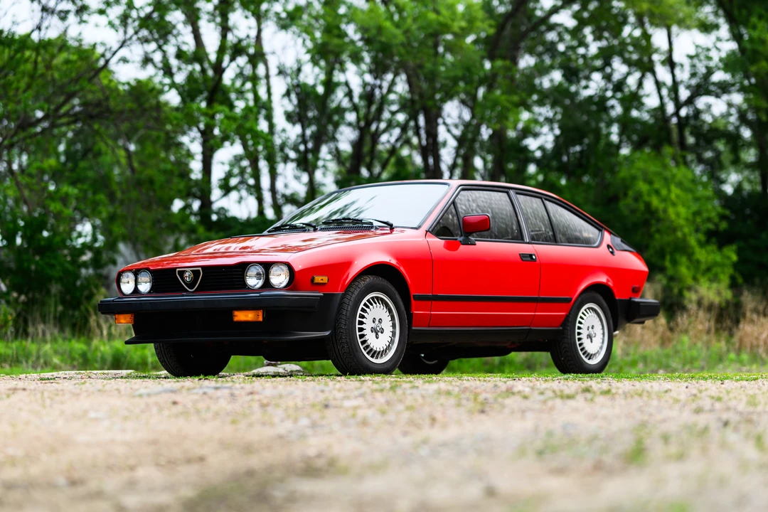 1986 Alfa Romeo Alfetta GT - Image 5 of 31