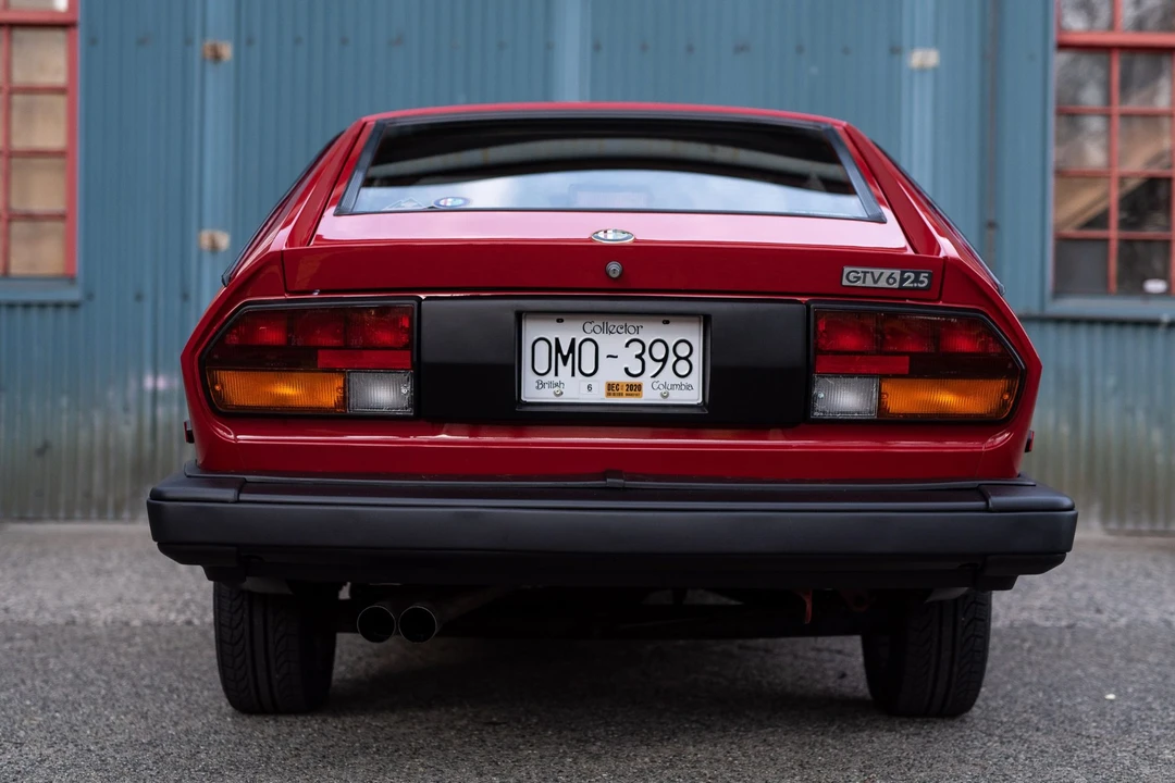 1986 Alfa Romeo Alfetta GT - Image 16 of 31