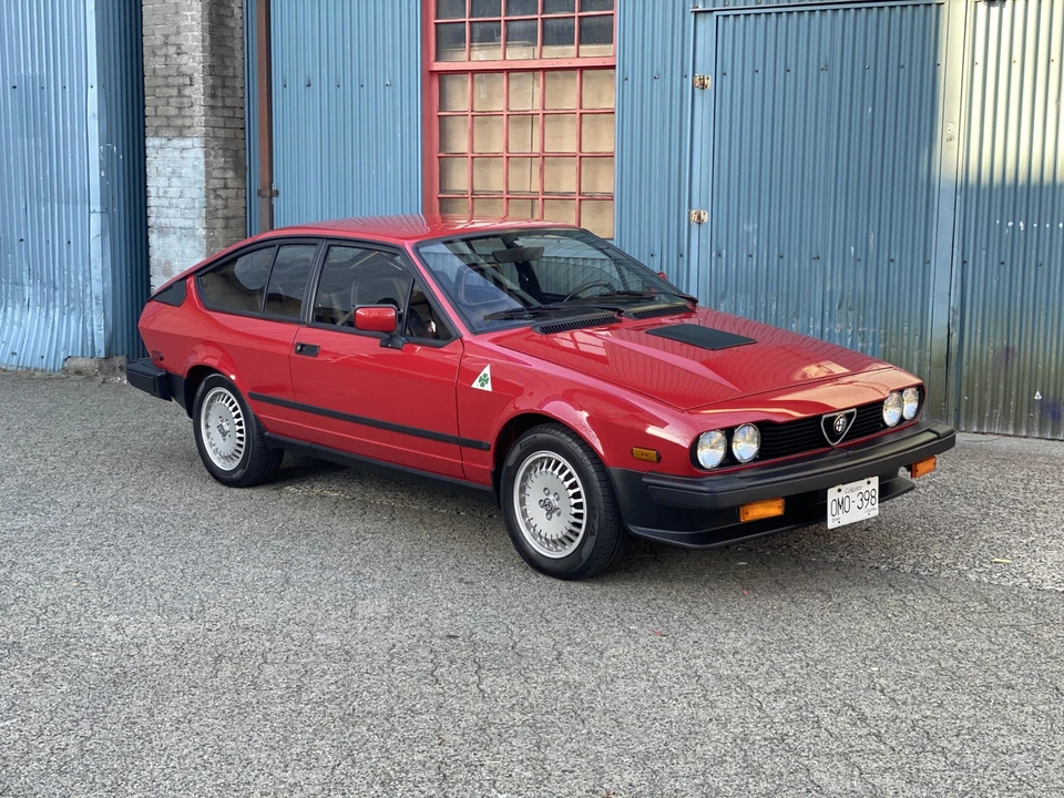 1986 Alfa Romeo Alfetta GT - Image 2 of 31