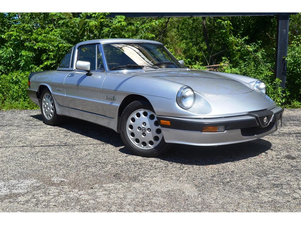 1986 Alfa Romeo 75/Milano - Image 2 of 30