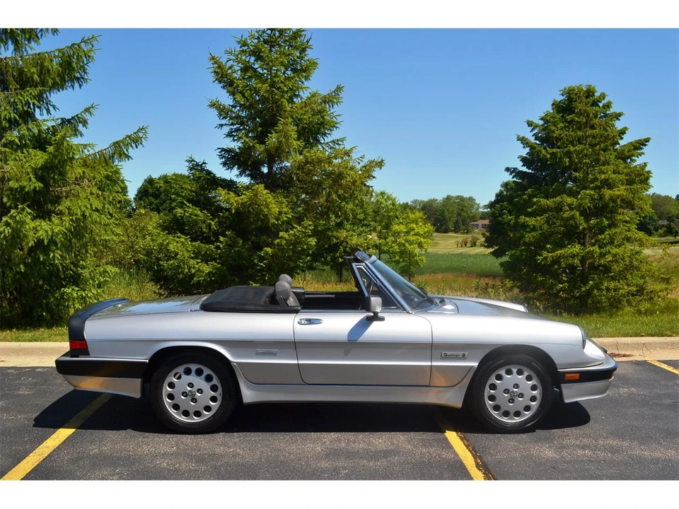 1986 Alfa Romeo 75/Milano - Image 3 of 30